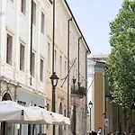 Cavana 2 Tirabora Short Rent
